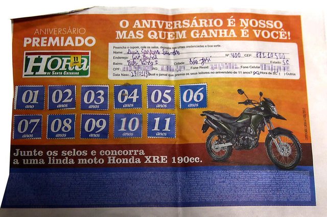 Na manhã desta terça-fera, 10 de outubro de 2017, foi realizado o sorteio da moto da promoção da Hora de Santa Catarina. O vencedor foi Luiz Gustavo Leandro e a equipe acompanhou o momento do sorteio. (FOTO: TIAGO GHIZONI/HORA DE SANTA CATARINA - 10/10/2017 - FLORIANÓPOLIS, SANTA CATARINA, BRASIL) Na manhã desta terça-fera, 10 de outubro de 2017, foi realizado o sorteio da moto da promoção da Hora de Santa Catarina. O vencedor foi Luiz Gustavo Leandro e a equipe acompanhou o momento do sorteio. (FOTO: TIAGO GHIZONI/HORA DE SANTA CATARINA - 10/10/2017 - FLORIANÓPOLIS, SANTA CATARINA, BRASIL)