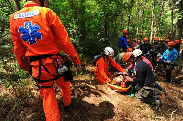  Itaara, RS, Brasil, 07/10/2017.Curso de atendimento e resgate de v&iacute;timas em &aacute;reas de dif&iacute;cil acesso.