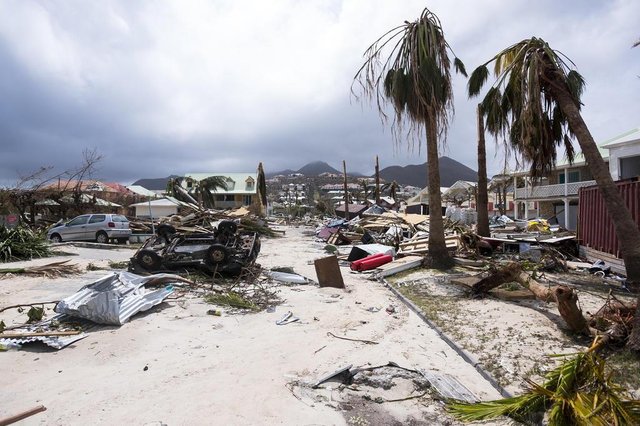 Ilha de Saint-Martin após a passagem do furacão Irma, no Caribe Ilha de Saint-Martin após a passagem do furacão Irma, no Caribe