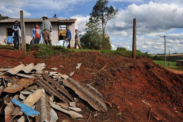 Santa Maria - RS - Brasil 02/10/2017Temporal em Júlio de Castilhos Santa Maria - RS - Brasil 02/10/2017Temporal em Júlio de Castilhos