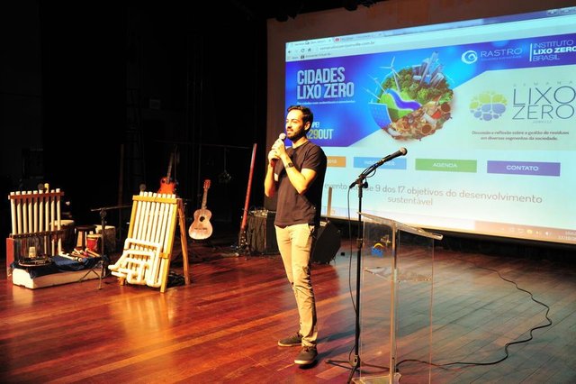 JOINVILLE,SC,BRASIL,17-10-2017.Lançamento da semana lixo zero em Joinville.Arthur Rancatti.(Foto:Salmo Duarte/A Notícia) JOINVILLE,SC,BRASIL,17-10-2017.Lançamento da semana lixo zero em Joinville.Arthur Rancatti.(Foto:Salmo Duarte/A Notícia)