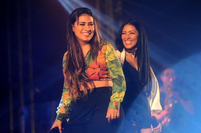 CAXIAS DO SUL, RS, BRASIL, 14/04/2017. A dupla Simone e Simaria e a cantora Anitta fazem show em Santa Maria, na festa Balada Loka, na Costa da Montanha. Em Caxias, elas se apresentam no dia 25 de maio. Na foto, Simone e Simaria. (Diogo Sallaberry/Agência RBS) CAXIAS DO SUL, RS, BRASIL, 14/04/2017. A dupla Simone e Simaria e a cantora Anitta fazem show em Santa Maria, na festa Balada Loka, na Costa da Montanha. Em Caxias, elas se apresentam no dia 25 de maio. Na foto, Simone e Simaria. (Diogo Sallaberry/Agência RBS)