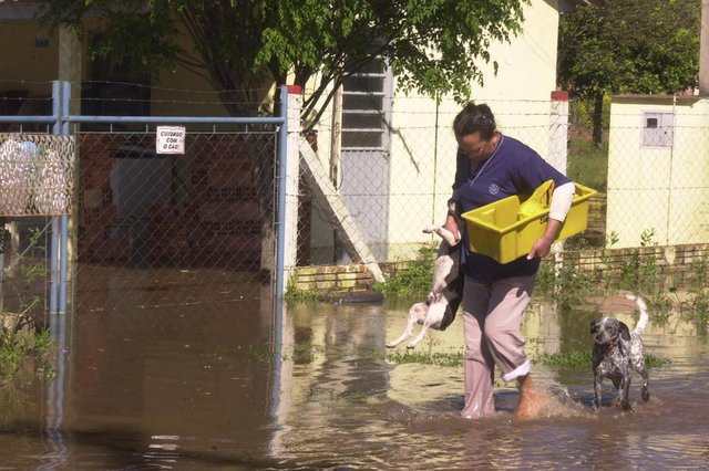 *** 09/25- Claudio- Alaga Sao Vicente  ***Alagamento em São Vicente do Sul