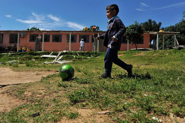  Santa Maria - RS - Brasil 23/10/2017Ap&oacute;s a tempestade em Santa Maria, escola Jo&atilde;o Hundertmark, no bairro Passo da Ferreira, lida com danosCases: (Menino) David Gon&ccedil;alves, seis anos