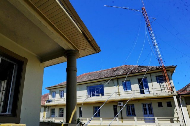  Santa Maria, RS, Brasil, 24/10/2017.Sala de Opera&ccedil;&otilde;es da Brigada Militar est&aacute; funcionando em um caminh&atilde;o cedido pelo comando-geral da BM desde a sexta-feira, dia seguinte &agrave; tempestade que atingiu Santa Maria.