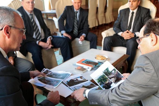 Jos&eacute; Ivo Sartori se reuniu com o prefeito de Santa Maria, Jorge Pozzobom, que foi pedir por recurso ap&oacute;s a tempestade dias depois do governo municipal ter decretado situa&ccedil;&atilde;o de emerg&ecirc;ncia