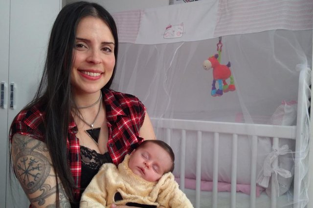 Alinne Zucolotto fez agradecimento nas redes sociais depois de fazer parto humanizado pelo SUS Alinne Zucolotto fez agradecimento nas redes sociais depois de fazer parto humanizado pelo SUS