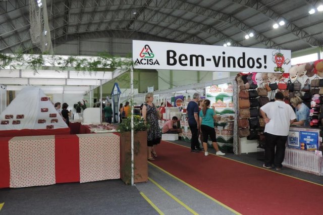 20&ordf; Festa do Moranguinho e da Cuca em Agudo