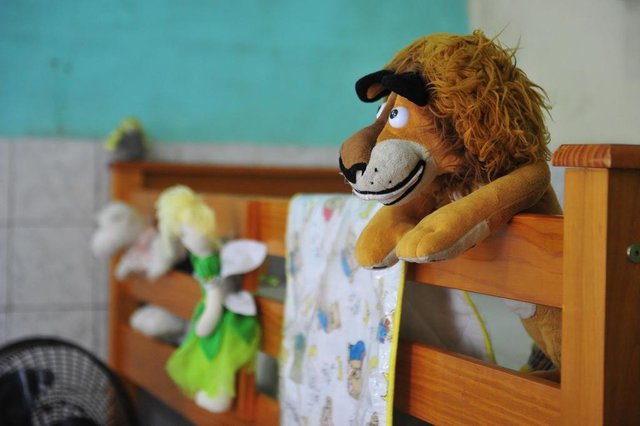  SANTA MARIA, RS, BRASIL. 19/10/2017.Lar de Mirian e M&atilde;e Celita &eacute; uma das institui&ccedil;&otilde;es que ter&aacute; de se adequar ao marco regulat&oacute;rio, lei 13.019 para manter atendimentos. Entidade faz o acolhimento de crian&ccedil;as e adolescentes dos zero aos 17 anos.FOTO: GABRIEL HAESBAERT / NEWCO DSM