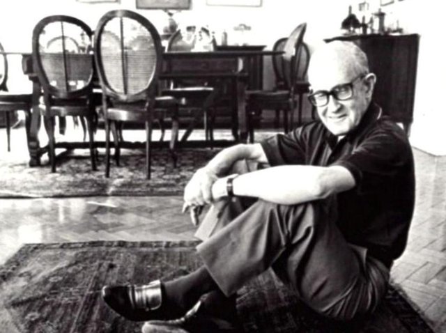 Carlos Drummond de Andrade Carlos Drummond de Andrade