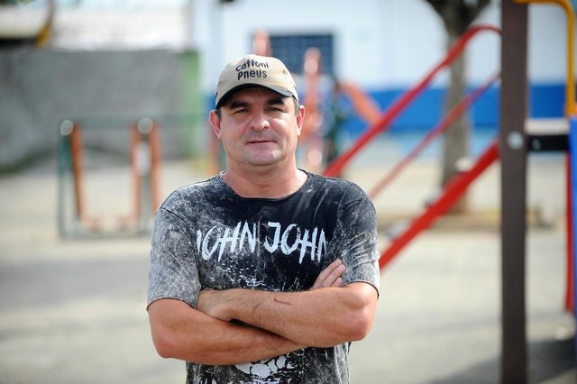 JOINVILLE, SC, BRASIL (27-10-2017) - Rolf Otto morador do Jardim Paraíso em Joinville. (Foto: Maykon Lammerhirt, A Notícia) JOINVILLE, SC, BRASIL (27-10-2017) - Rolf Otto morador do Jardim Paraíso em Joinville. (Foto: Maykon Lammerhirt, A Notícia)