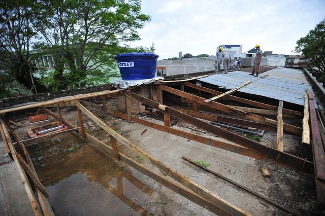 SANTA MARIA,RS, BRASIL. 19/10/2017.Temporal em Santa Maria. Na foto: Escola Francisco LisboaFOTO: GABRIEL HAESBAERT / NEWCO DSM SANTA MARIA,RS, BRASIL. 19/10/2017.Temporal em Santa Maria. Na foto: Escola Francisco LisboaFOTO: GABRIEL HAESBAERT / NEWCO DSM