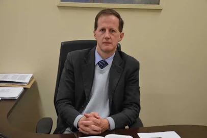 
Promotor de Justiça e professor de Direito Eleitoral