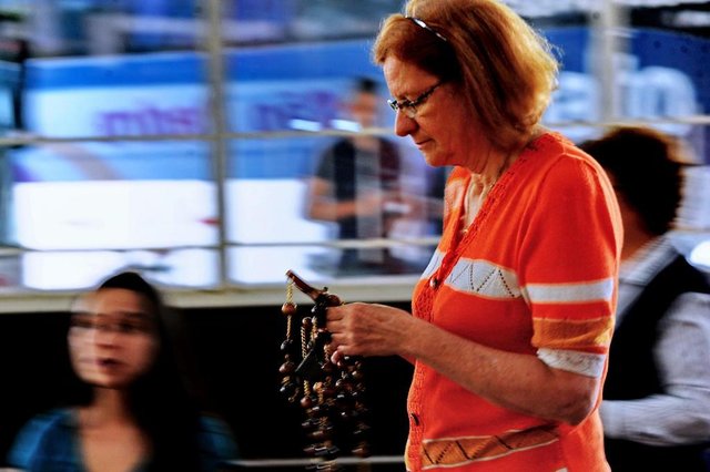 Santa Maria, RS, Brasil, 03/11/2017.Missa com a Imagem de Nossa Senhora da Medianeira na Rodviária de Santa Maria Santa Maria, RS, Brasil, 03/11/2017.Missa com a Imagem de Nossa Senhora da Medianeira na Rodviária de Santa Maria