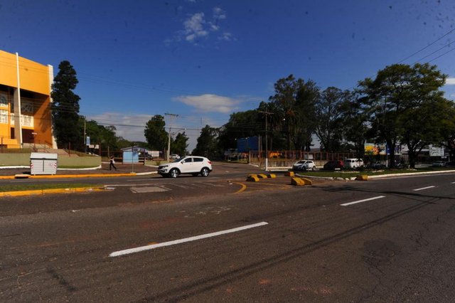  Prefeitura de Santa Maria vai fechar a passagem em canteiros na Avenida MedianeiraRetorno da Bas&iacute;lica Medianeira abaixo da Rua Heitor Campos no sentido centro-bairro