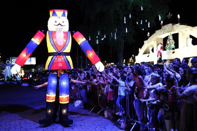 Blumenau - SC - Brasil - 11112017 - Desfile de abertura e acendimento das luzes do Magia de Natal. Blumenau - SC - Brasil - 11112017 - Desfile de abertura e acendimento das luzes do Magia de Natal.
