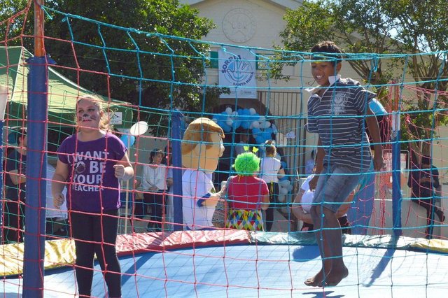 sorria crian&ccedil;a, fila zero