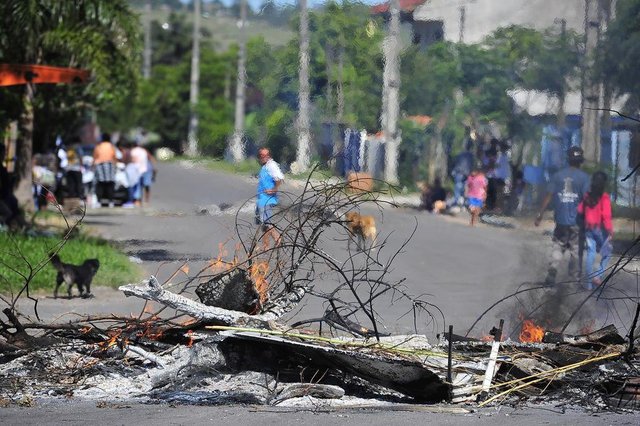 SANTA MARIA, RS, BRASIL. 13/11/2017.Proste pedindo por quebra-molas.FOTO: GABRIEL HAESBAERT / NEWCO DSM SANTA MARIA, RS, BRASIL. 13/11/2017.Proste pedindo por quebra-molas.FOTO: GABRIEL HAESBAERT / NEWCO DSM
