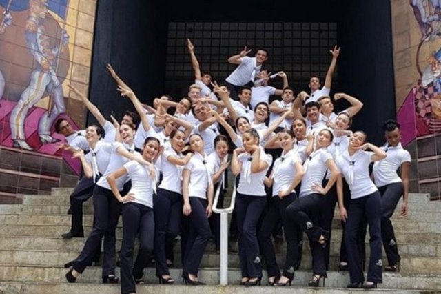 tá no insta ,bolshoi, coluna rejane tá no insta ,bolshoi, coluna rejane