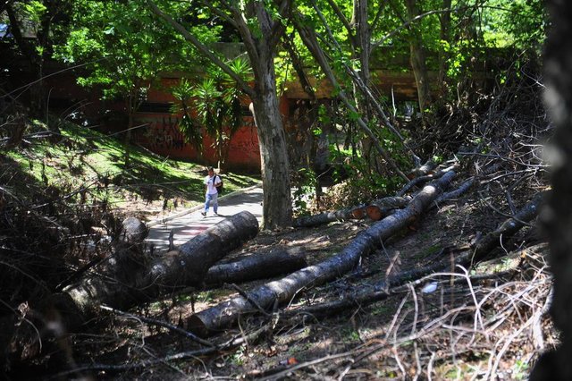 SANTA MARIA, RS, BRASIL. 14/11/2017.Situação de alguns locais após o temporalFOTO: GABRIEL HAESBAERT / NEWCO DSM SANTA MARIA, RS, BRASIL. 14/11/2017.Situação de alguns locais após o temporalFOTO: GABRIEL HAESBAERT / NEWCO DSM