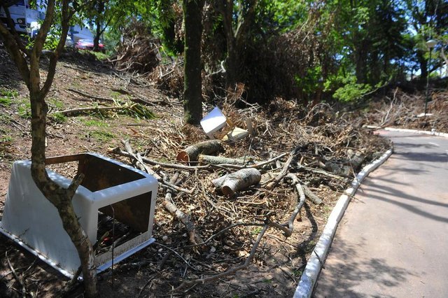 SANTA MARIA, RS, BRASIL. 14/11/2017.Situação de alguns locais após o temporalFOTO: GABRIEL HAESBAERT / NEWCO DSM SANTA MARIA, RS, BRASIL. 14/11/2017.Situação de alguns locais após o temporalFOTO: GABRIEL HAESBAERT / NEWCO DSM