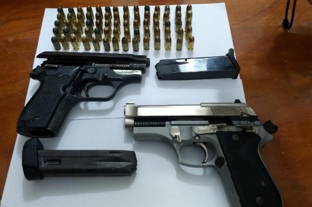 Apreensão de armas na penitenciária industrial de Joinville Apreensão de armas na penitenciária industrial de Joinville