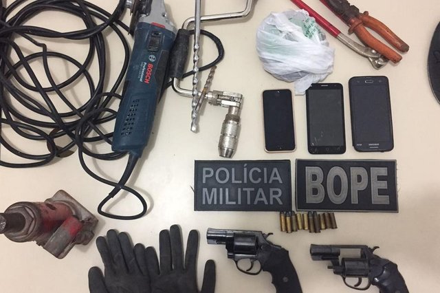 Tentativa de assalto acaba em morte em Piçarras Tentativa de assalto acaba em morte em Piçarras