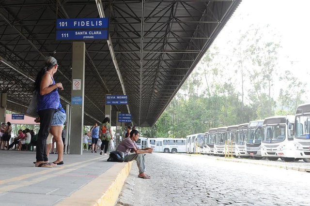 paralisação do transporte coletivo em Blumenau - Terminal do Aterro paralisação do transporte coletivo em Blumenau - Terminal do Aterro
