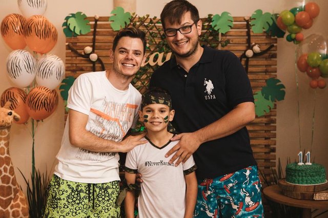 Tiago Firmo e Moisés Rocha na festa de aniversário de Kauan Firmo que completou 11 anos. = Coluna Rejane 3011 Tiago Firmo e Moisés Rocha na festa de aniversário de Kauan Firmo que completou 11 anos. = Coluna Rejane 3011