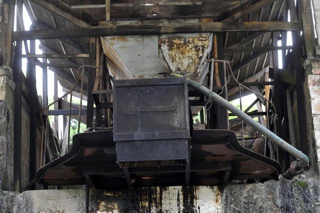 JOINVILLE,SC,BRASIL,03-11-2016.Antiga usina de asfalto da prefeitura municipal que funcionava na rua concórdia.(Foto:Salmo Duarte/Agência RBS,AN Portal) JOINVILLE,SC,BRASIL,03-11-2016.Antiga usina de asfalto da prefeitura municipal que funcionava na rua concórdia.(Foto:Salmo Duarte/Agência RBS,AN Portal)