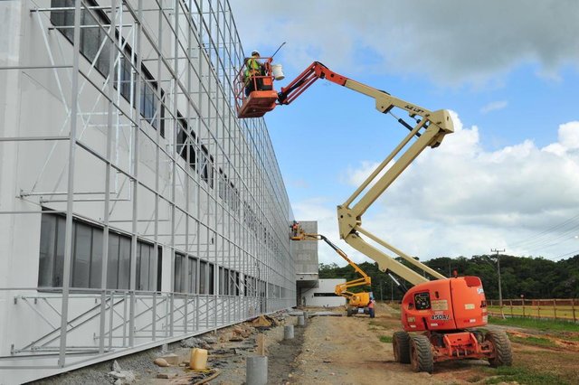 JOINVILLE,SC,BRASIL,14-12-2017.Universidade UFSC está sendo construida dentro da Perini Business Park.(Foto:Salmo Duarte/A Notícia) JOINVILLE,SC,BRASIL,14-12-2017.Universidade UFSC está sendo construida dentro da Perini Business Park.(Foto:Salmo Duarte/A Notícia)