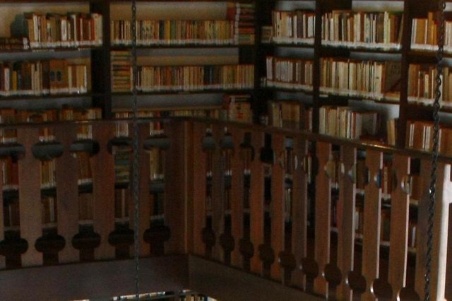 Biblioteca (Fundação) Osni Régis, na Avenida Mauro Ramos. Especial para o caderno de aniversário de Florianópolis. Biblioteca (Fundação) Osni Régis, na Avenida Mauro Ramos. Especial para o caderno de aniversário de Florianópolis.