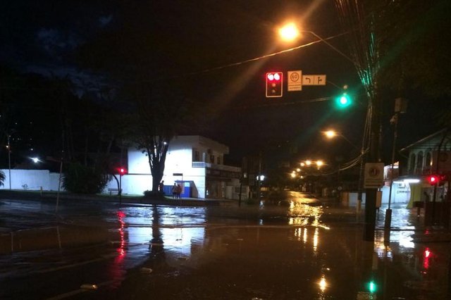 Jaraguá do Sul tem alagamentos no primeiro dia do ano Jaraguá do Sul tem alagamentos no primeiro dia do ano