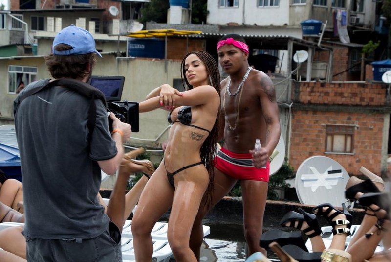 Imagens do clipe Vai Malandra, de Anitta, gravado no morro do Vidigal, no Rio de Janeiro