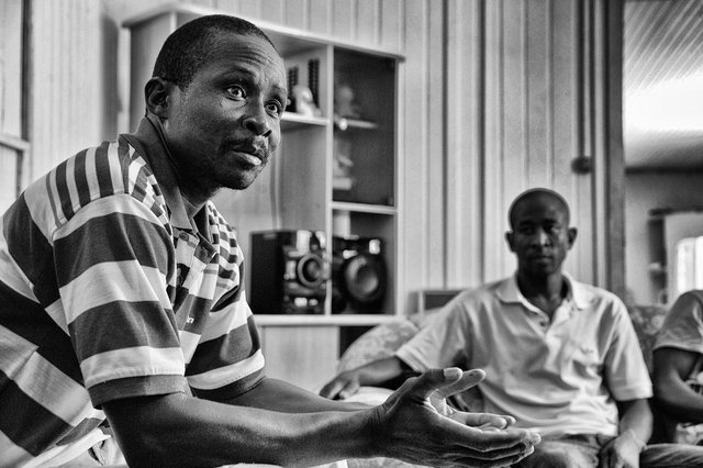 CAXIAS DO SUL, RS, BRASIL, 05/01/2018 -Imigrantes haitianos denunciam empresa caxiense por exploração de trabalho e prática de ameaça a funcionários estrangeiros. NA FOTO: Philistin Regustin. (Marcelo Casagrande/Agência RBS)Indexador: CAXIAS DO SUL, RS, BRASIL, 05/01/2018 -Imigrantes haitianos denunciam empresa caxiense por exploração de trabalho e prática de ameaça a funcionários estrangeiros. NA FOTO: Philistin Regustin. (Marcelo Casagrande/Agência RBS)Indexador: