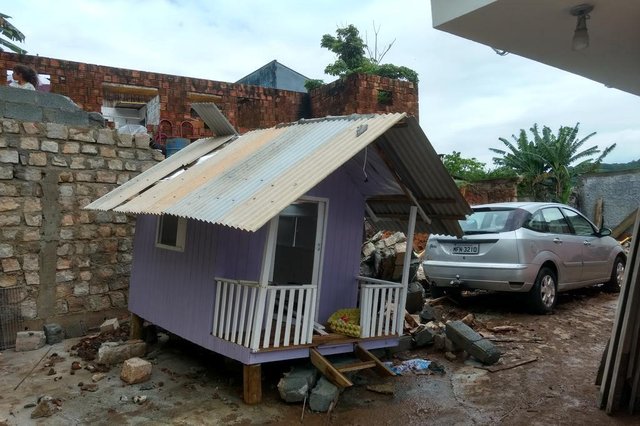 Chuva causa estragos em São Francisco do Sul Chuva causa estragos em São Francisco do Sul