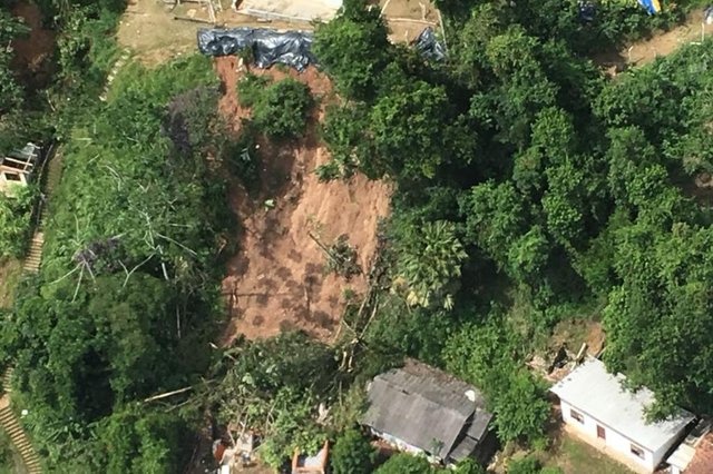 Sobrevoo da Defesa Civil sobre áreas afetadas pela enxurrada de 16 de janeiro de 2018 em Blumenau Sobrevoo da Defesa Civil sobre áreas afetadas pela enxurrada de 16 de janeiro de 2018 em Blumenau