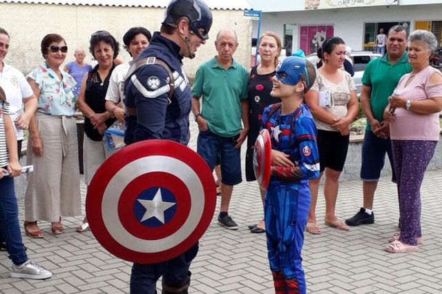 Harumi Pinheiro, menina, leucemia, Capitão América Harumi Pinheiro, menina, leucemia, Capitão América