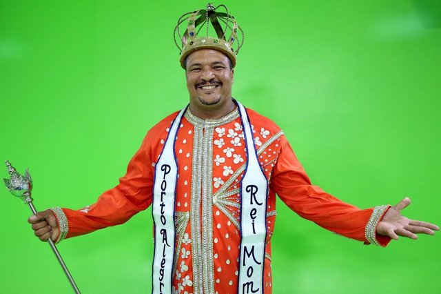 Resultado de imagem para Rei Momo Ubirajara Borba da Silva