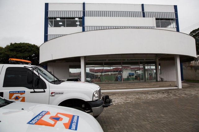 FLORIANÓPOLIS, SC, BRASIL, 23-08-2017 - Novo prédio da Defesa Civil, em Florianópolis. Foto para a coluna Visor. FLORIANÓPOLIS, SC, BRASIL, 23-08-2017 - Novo prédio da Defesa Civil, em Florianópolis. Foto para a coluna Visor.