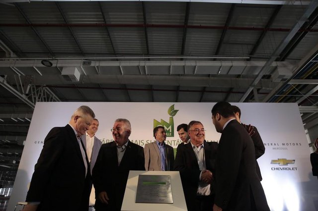 JOINVILLE, SC, BRASIL, 02.02.2018: Autoridades e funcionários prestigiam a inauguração da expansão da Fábrica da GM em Joinville. O investimento de foi de aproximadamente 2.2 bilhões. (Foto: Diorgenes Pandini/Diário Catarinense) JOINVILLE, SC, BRASIL, 02.02.2018: Autoridades e funcionários prestigiam a inauguração da expansão da Fábrica da GM em Joinville. O investimento de foi de aproximadamente 2.2 bilhões. (Foto: Diorgenes Pandini/Diário Catarinense)