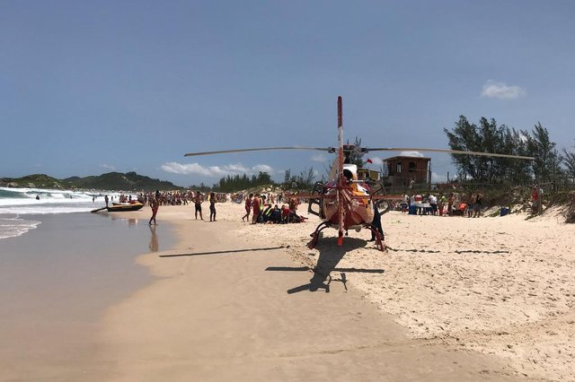 GAROPABA, 02/02/2018, Turista gaúcho morre afogado na praia da Ferrugem, em SC GAROPABA, 02/02/2018, Turista gaúcho morre afogado na praia da Ferrugem, em SC