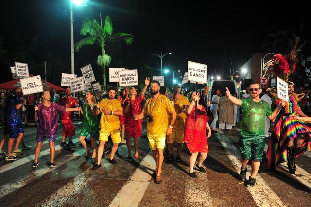 JOINVILLE,SC,BRASIL,10-02-2018.Desfile de Carnaval 2018,avenida Beira Rio.(Foto:Salmo Duarte/A Notícia) JOINVILLE,SC,BRASIL,10-02-2018.Desfile de Carnaval 2018,avenida Beira Rio.(Foto:Salmo Duarte/A Notícia)