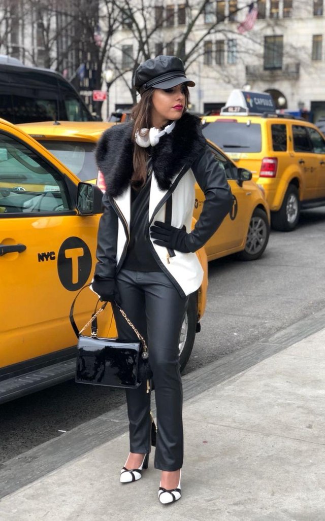 Modelo Thamyres Messias estrela editorial de Inverno 2018 da Drops de Menta, clicado em Nova York. Modelo Thamyres Messias estrela editorial de Inverno 2018 da Drops de Menta, clicado em Nova York.