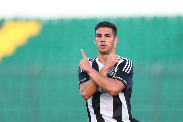 FLORIANÓPOLIS, SC, BRASIL 18/02/2018. Figueirense X Concórdia, se enfrentam no estádio Orlando Scarpelli, pela 9ª rodada do Campeonato Catarinense de Futebol 2018.Na foto André Luis , marca o primeiro gol do jogo. FLORIANÓPOLIS, SC, BRASIL 18/02/2018. Figueirense X Concórdia, se enfrentam no estádio Orlando Scarpelli, pela 9ª rodada do Campeonato Catarinense de Futebol 2018.Na foto André Luis , marca o primeiro gol do jogo.