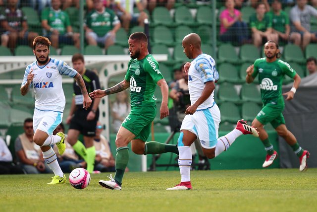 Chapecoense venceu o Avaí por 1 a 0 Chapecoense venceu o Avaí por 1 a 0