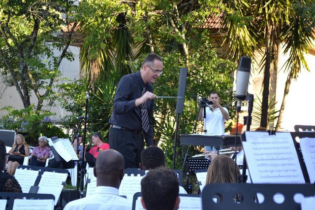 Orquestra Municipal de Sopros apresenta a série Concertos de Verão Orquestra Municipal de Sopros apresenta a série Concertos de Verão