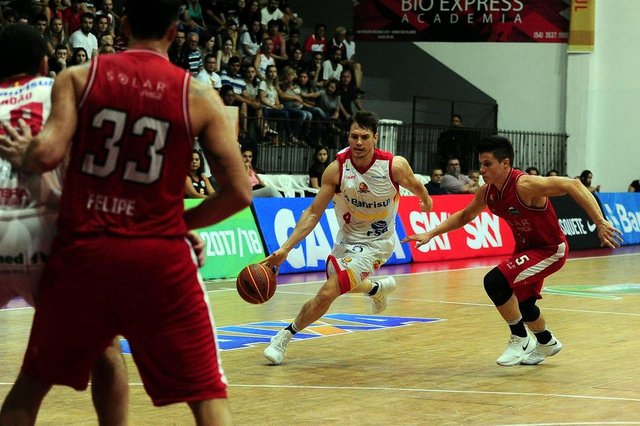 CAXIAS DO SUL, RS, BRASIL 27/02/2018Caxias Basquete x Basquete Cearense, jogo válido pelo NBB disputado no ginásio do Vascão. (Marcelo Casagrande/Agência RBS) CAXIAS DO SUL, RS, BRASIL 27/02/2018Caxias Basquete x Basquete Cearense, jogo válido pelo NBB disputado no ginásio do Vascão. (Marcelo Casagrande/Agência RBS)