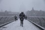 Frio intenso na Europa mata 24 pessoas