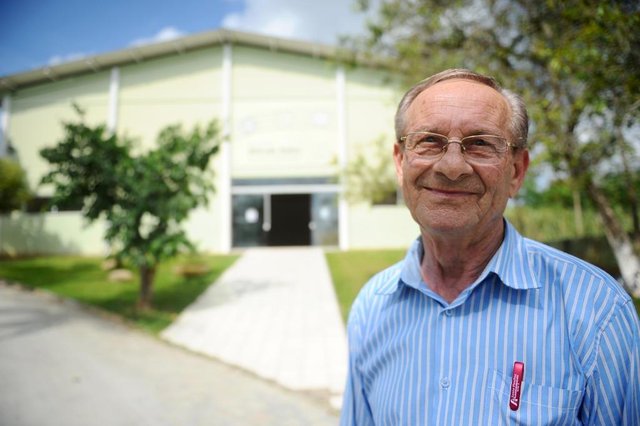 JOINVILLE, SC, BRASIL (26-09-2017) - Padre Luiz Fachini volta a celebrar missas em Joinville. (Foto: Maykon Lammerhirt, A Notícia) JOINVILLE, SC, BRASIL (26-09-2017) - Padre Luiz Fachini volta a celebrar missas em Joinville. (Foto: Maykon Lammerhirt, A Notícia)